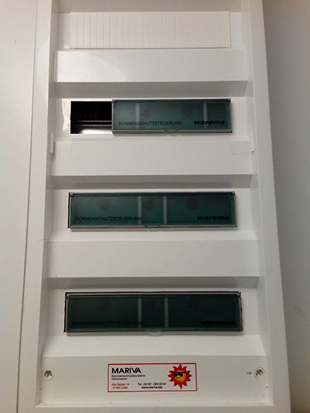 Raffstore E80 A6 an einem Neubau